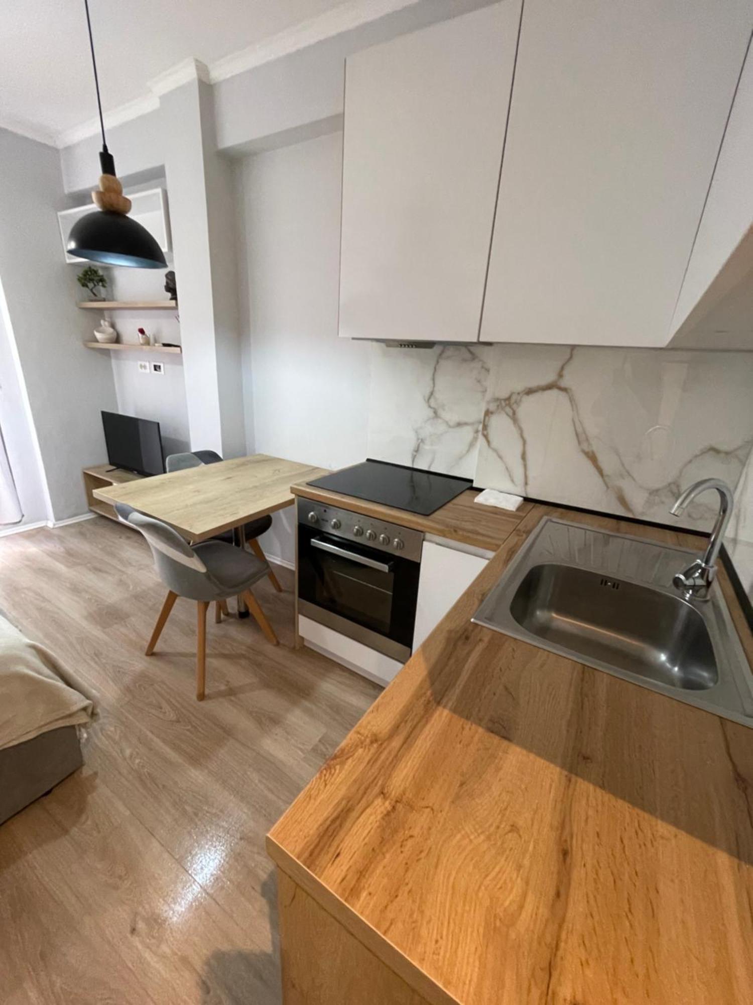 Tirana Sunshine Apartment Экстерьер фото